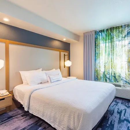 Fairfield Inn And Suites By Marriott Tampa North